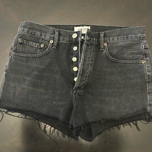 AGOLDE Parker Vintage Cut Off Shorts. Size 27. Color Crash